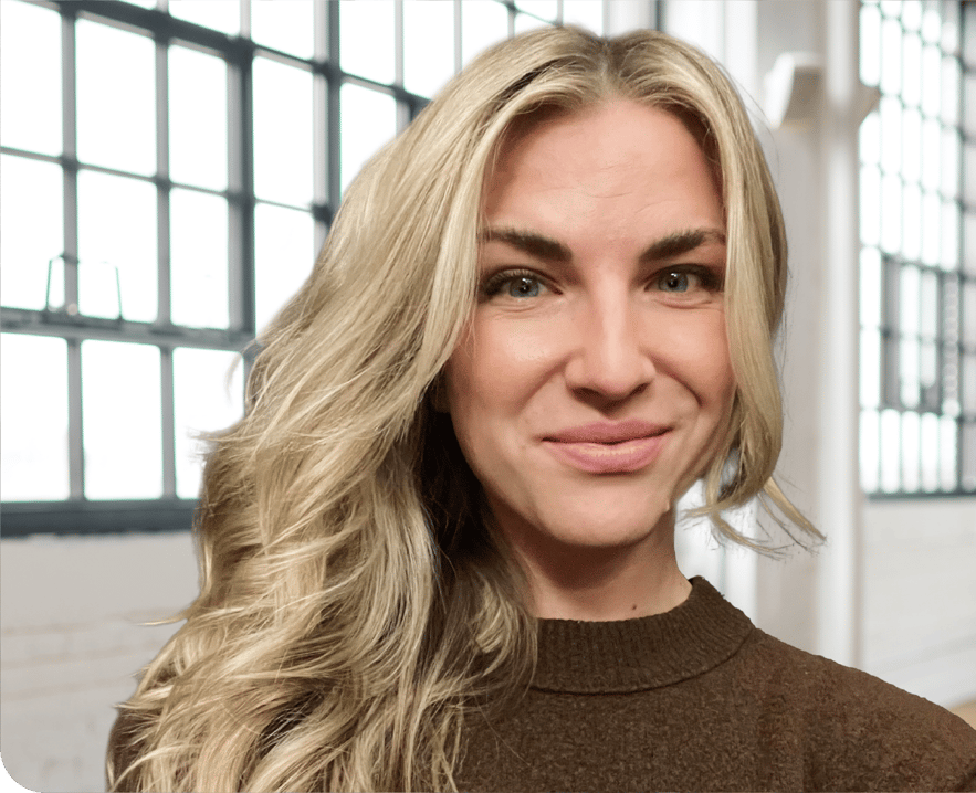 Sara Bio_Headshot Banner